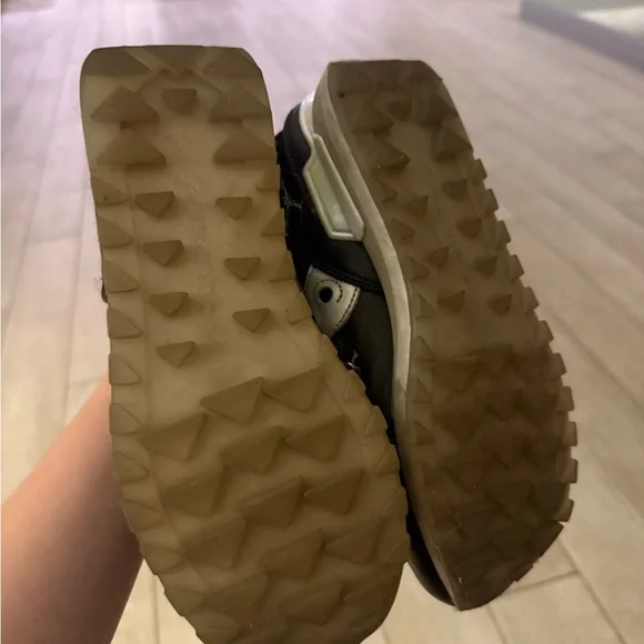 Saucony - Women’s Jazz Triple Black and White Athletic Sneakers - Size 7.5 - Picture 2 of 2